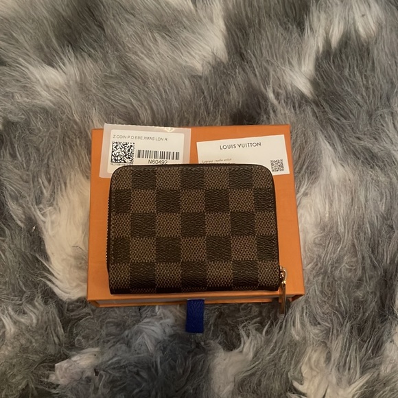 2021 Louis Vuitton Christmas Animation Vivienne Zippy Coin Purse - Picture 10 of 16